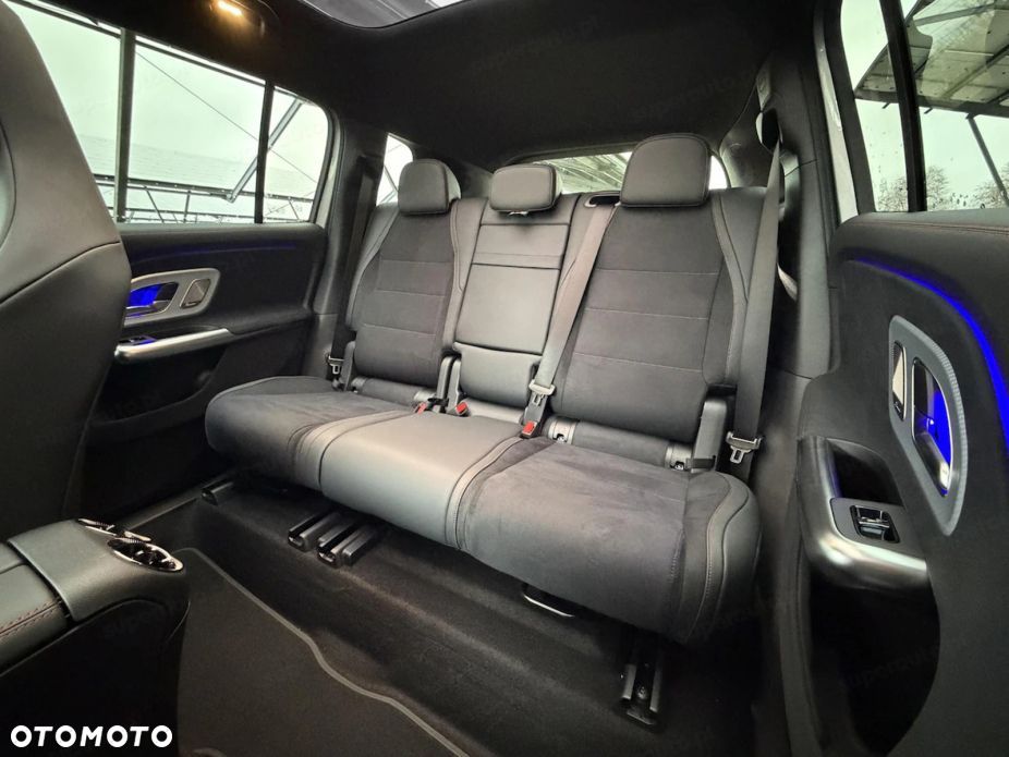 Mercedes-Benz GLB 250+ EQ Night Edition - 11