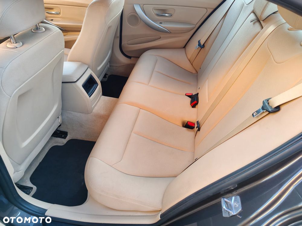 BMW Seria 3 316d - 16