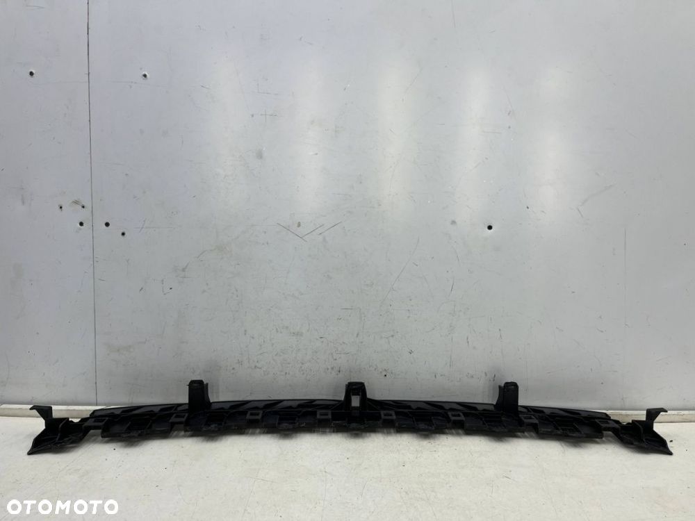 Ślizg Seat Leon III 5f KOMBI 12-16r. tylne środkowe GÓRNE mocowanie wspornik uchwyt zderzaka - 5