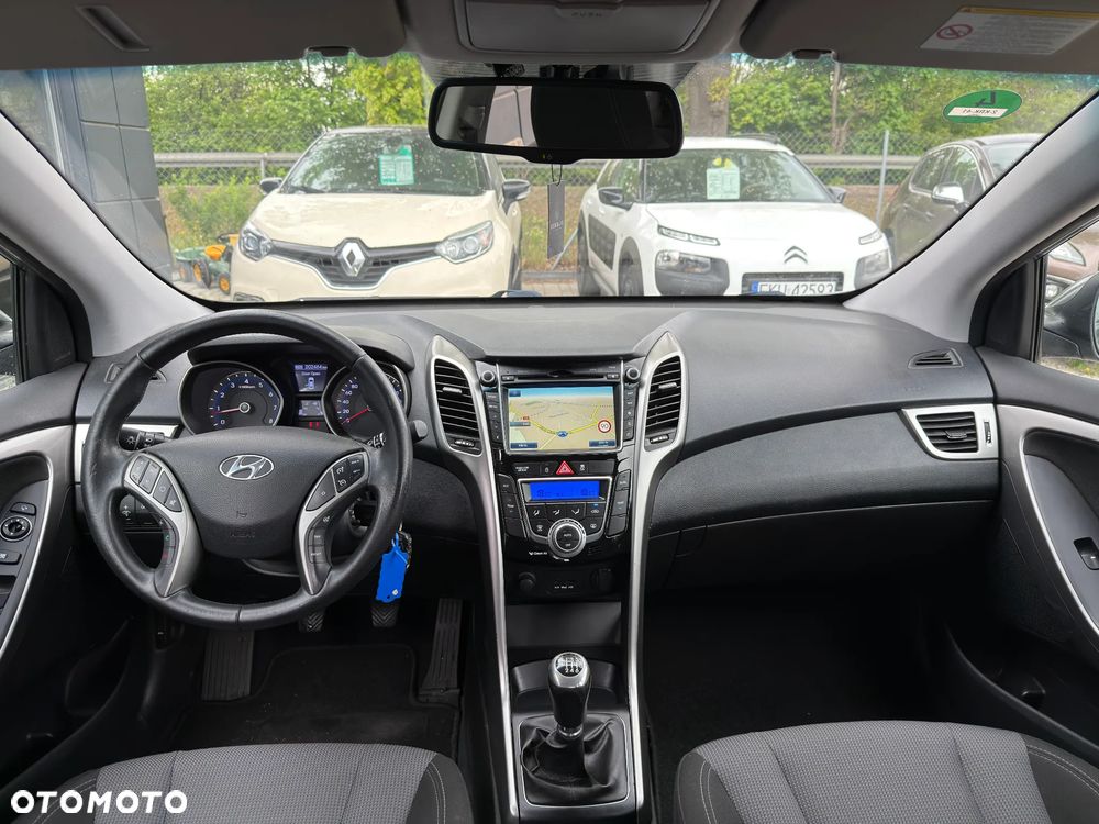 Hyundai i30 1.6 GDI Premium - 8