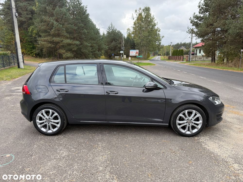 Volkswagen Golf - 4