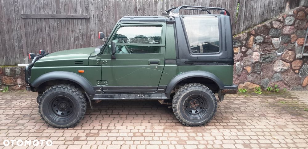 Suzuki Samurai 1998 photo 2