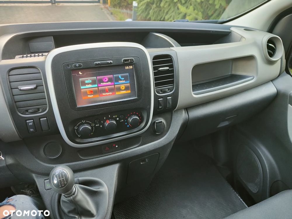 Renault Trafic - 14