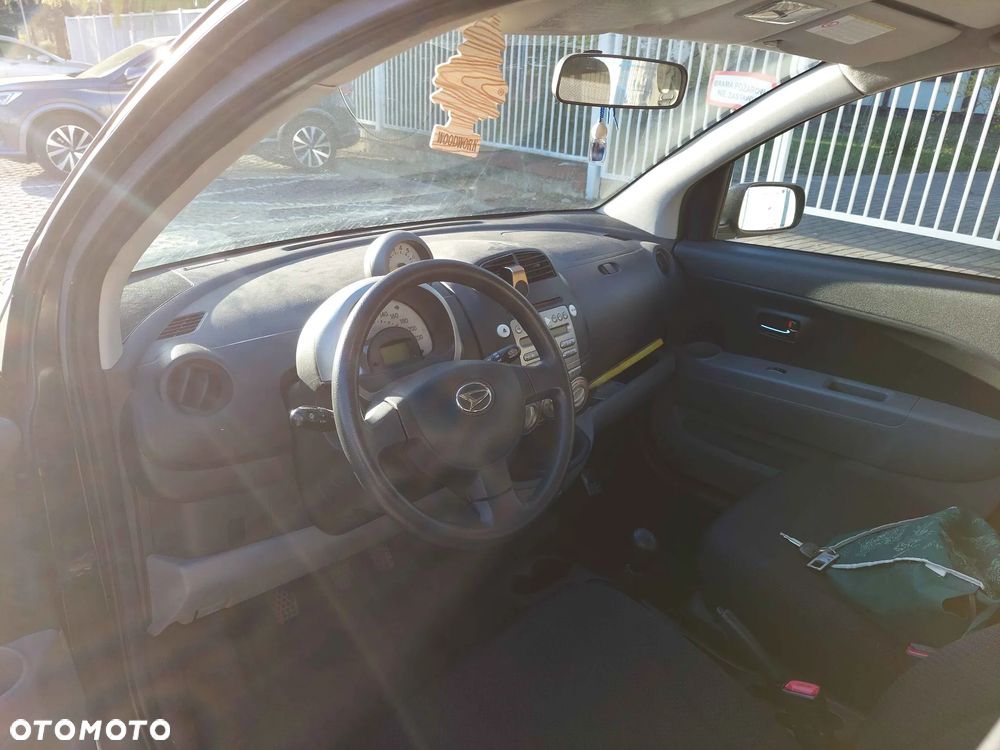 Daihatsu Sirion 1.3 - 3