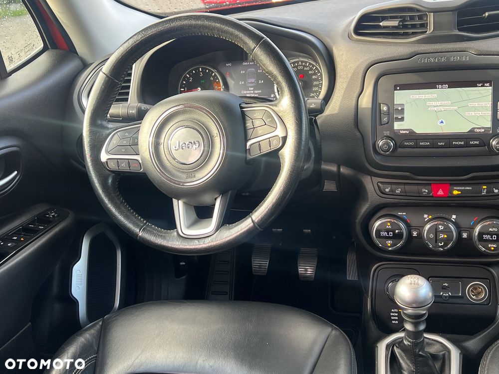 Jeep Renegade 2.0 MultiJet Active Drive Limited - 28