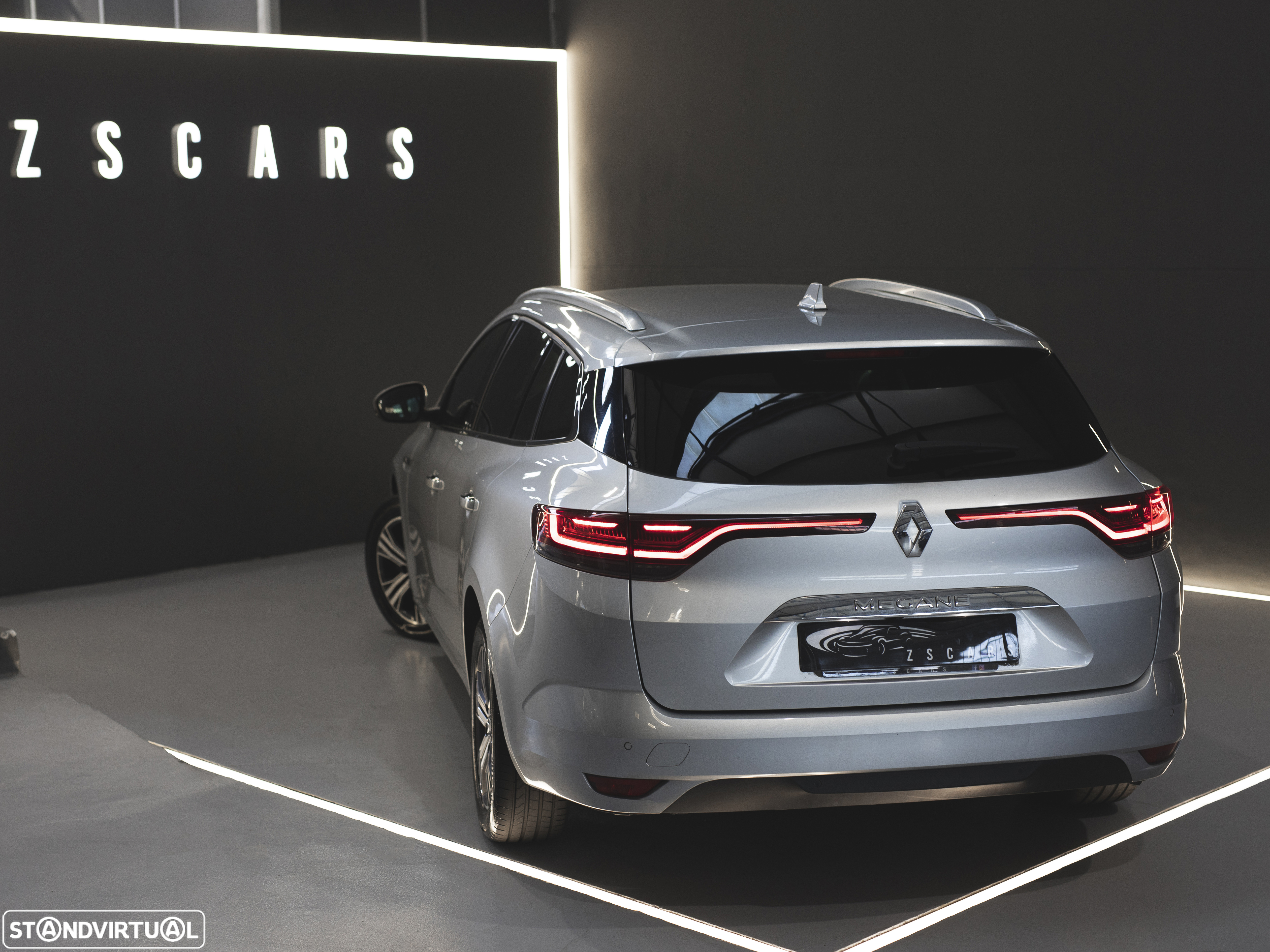 Renault Mégane Sport Tourer 1.5 Blue dCi Intens EDC - 4