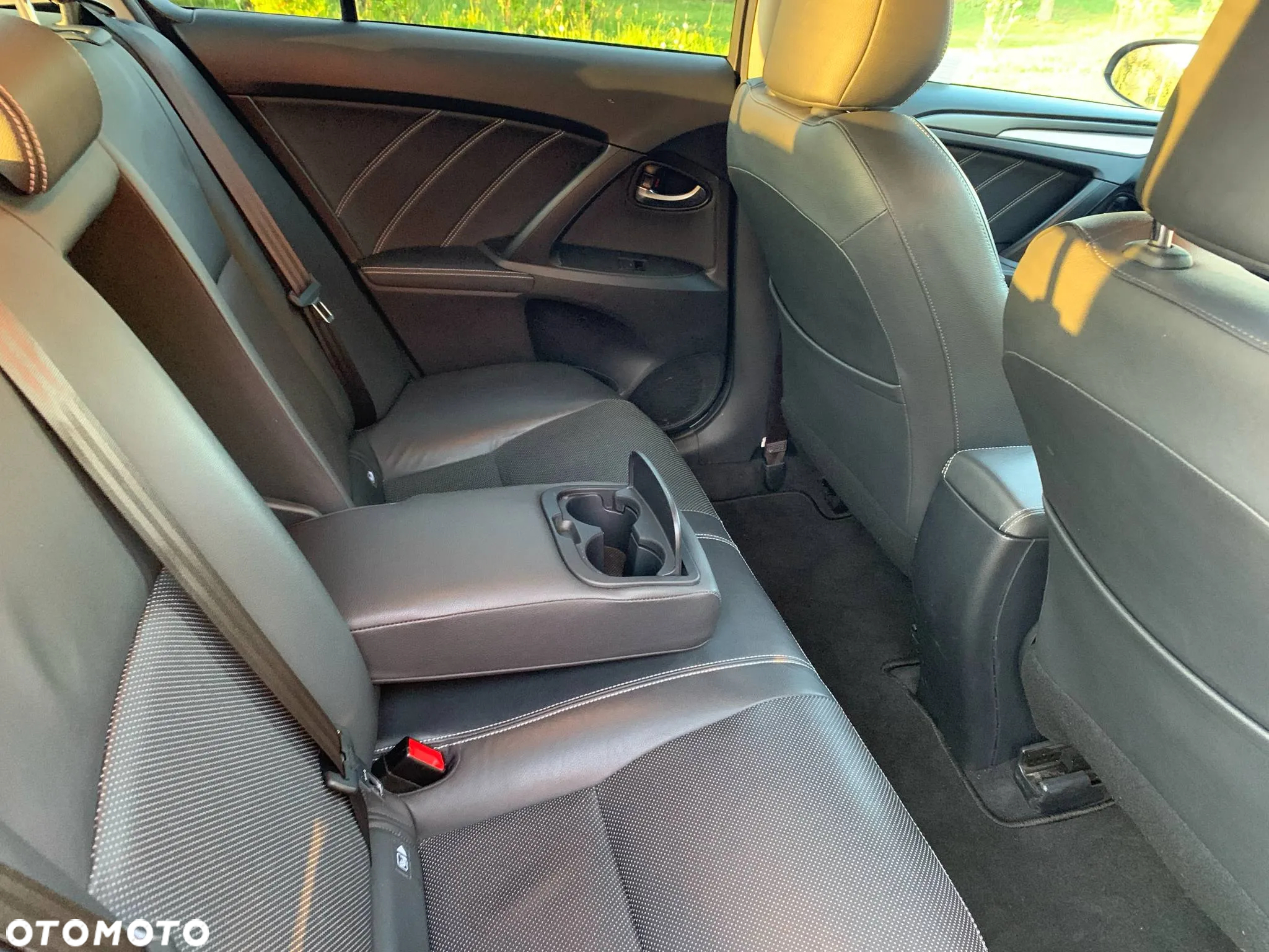 Toyota Avensis 2.0 Prestige MS - 27