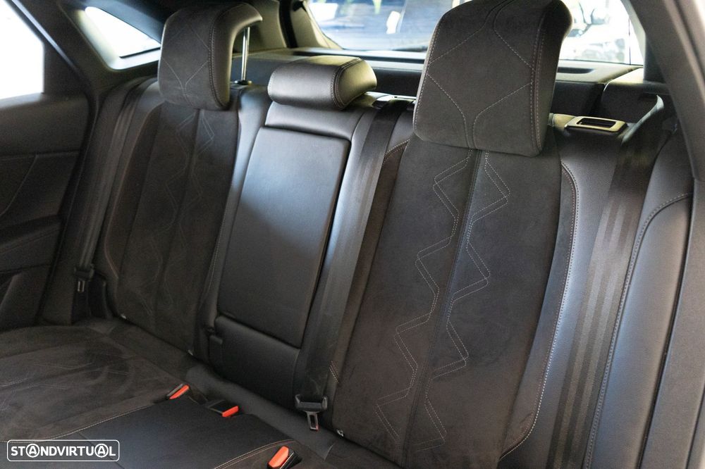 DS DS7 Crossback E-Tense Performance Line EAT8 - 15