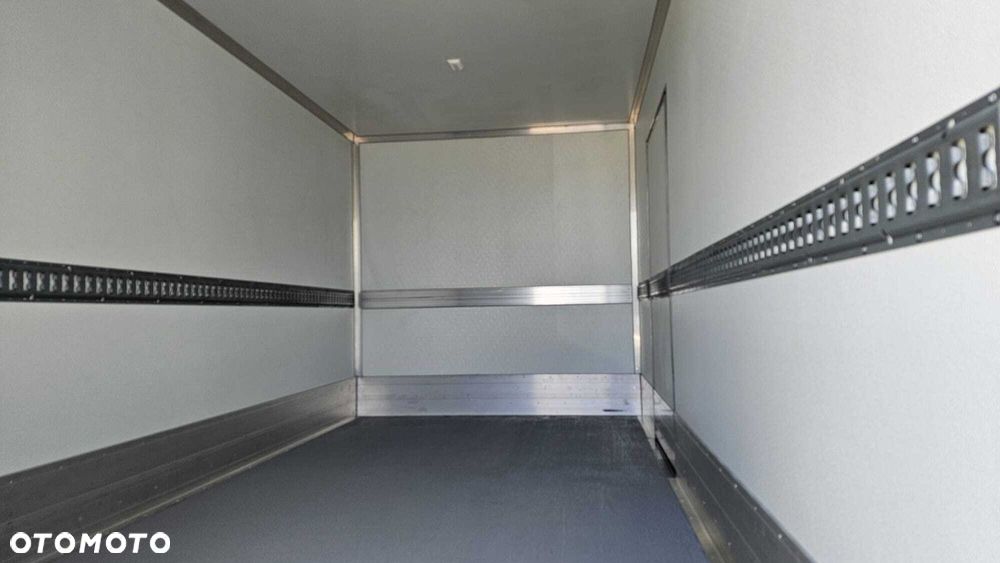 Mercedes-Benz Sprinter Sprinter - 12