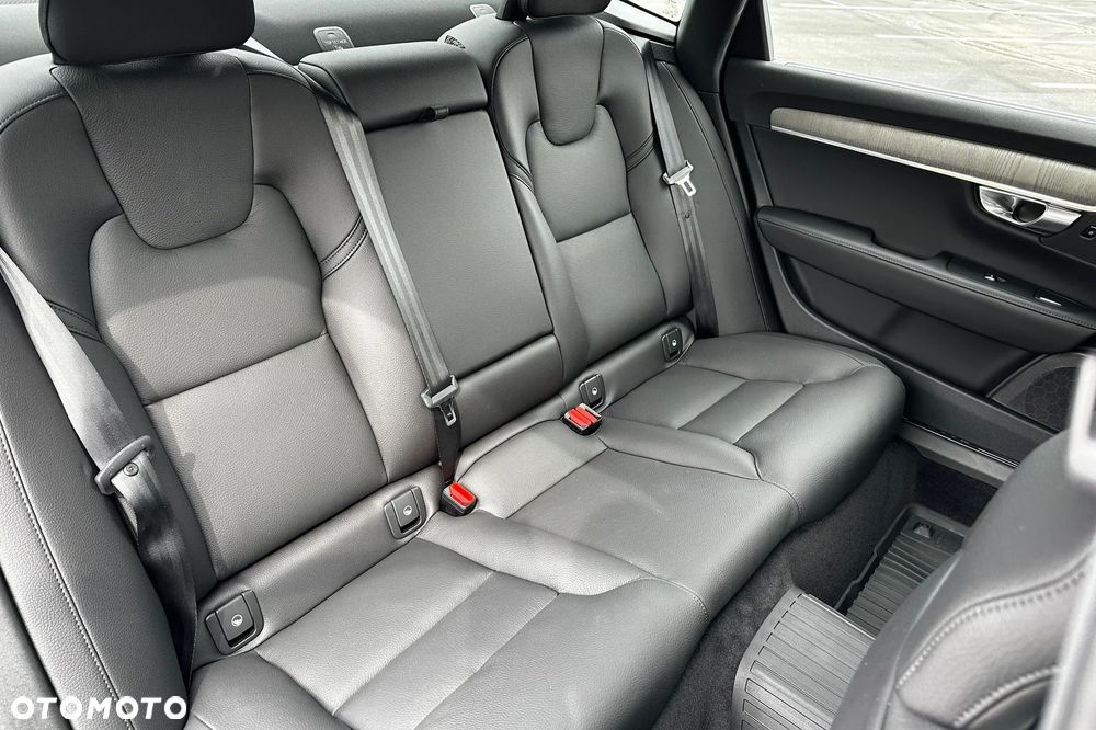 Volvo S90 - 10
