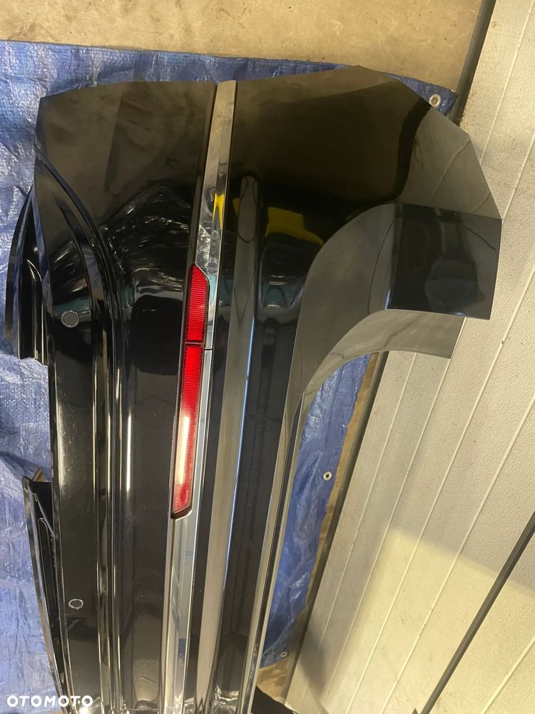 VW TIGUAN II zderzak tył r line LC9X w kolor ORYGIANŁ 4x pdc - 2