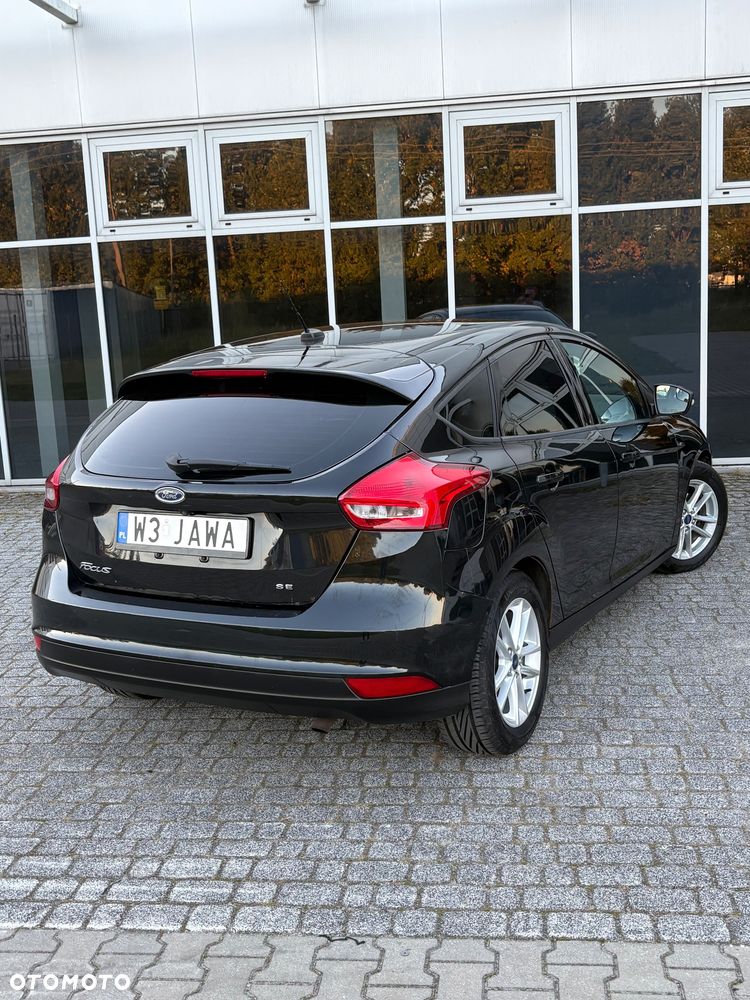 Ford Focus - 12