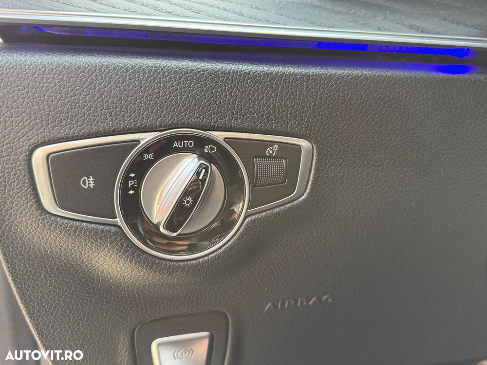 Mercedes-Benz E 450 Coupe 4MATIC Aut. - 13