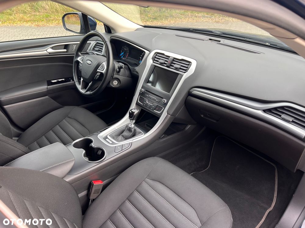 Ford Mondeo - 26