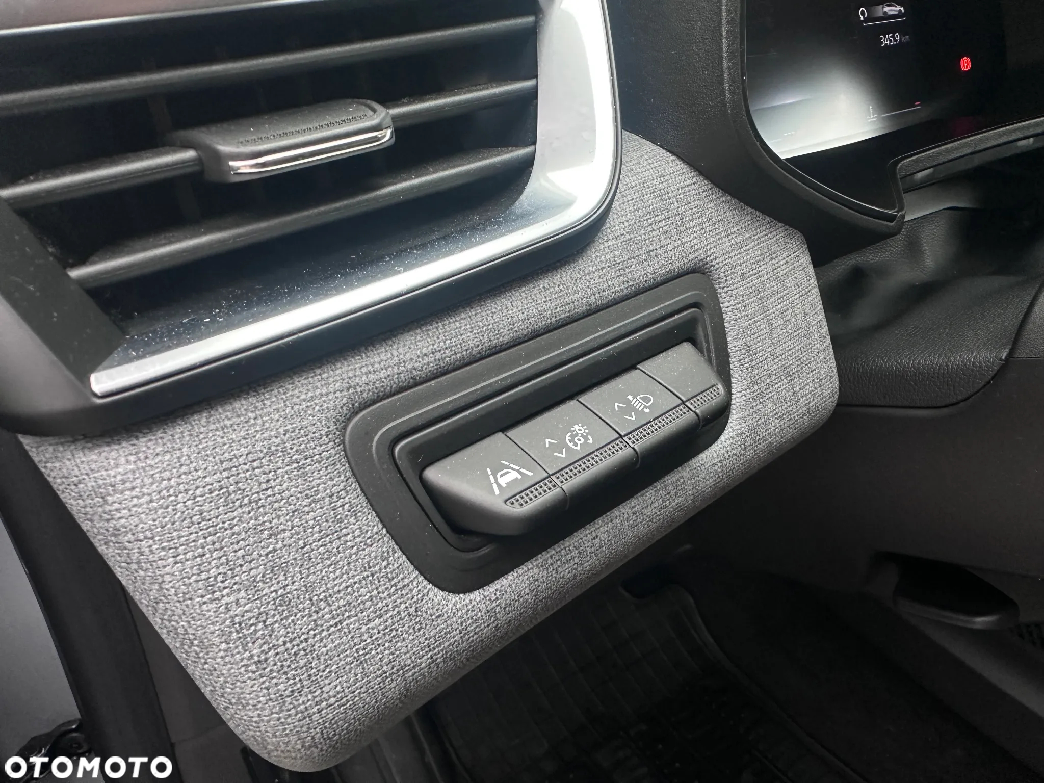 Renault Clio 1.0 TCe Evolution - 21