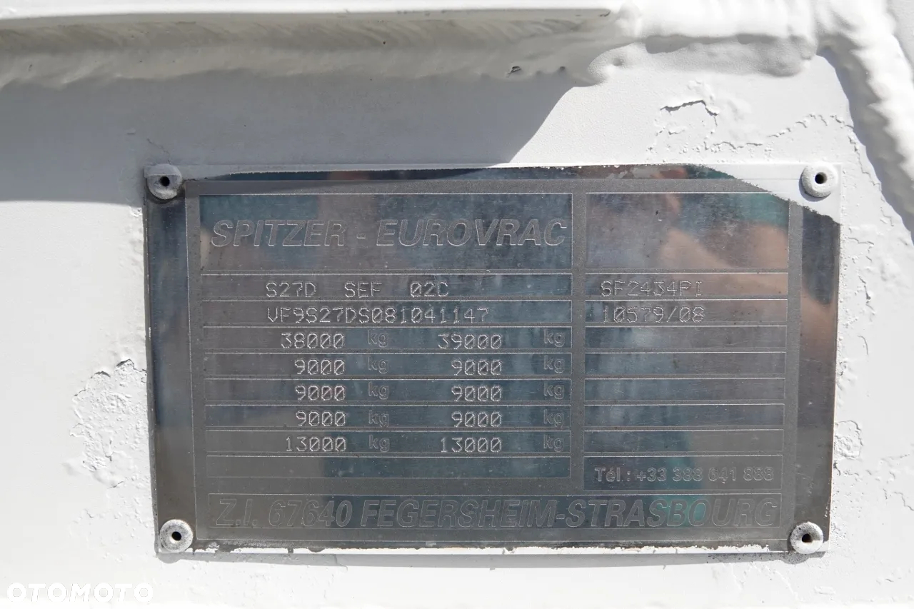 Spitzer CEMENTONACZEPA / 34 000 L / SILOS / 3 KOMORY / OSIE SAF - 18