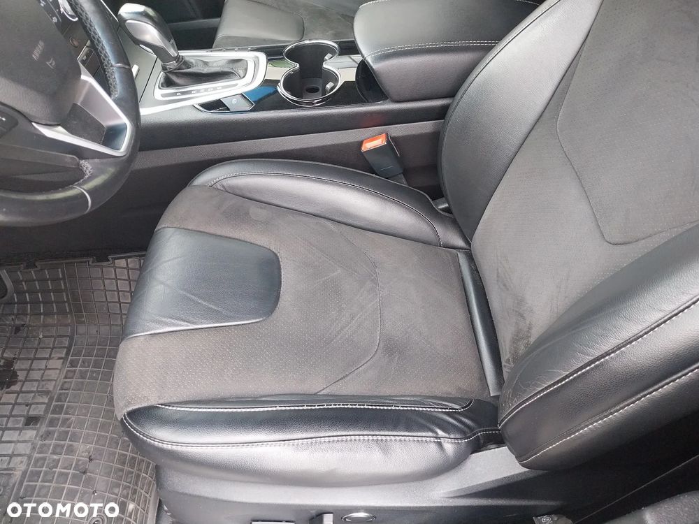 Ford Edge 2.0 TDCi Twin-Turbo 4WD ST-Line - 18