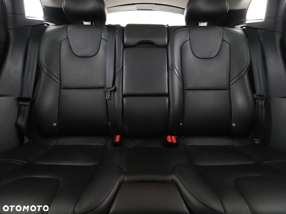 Volvo V40 D2 Geartronic Inscription - 18