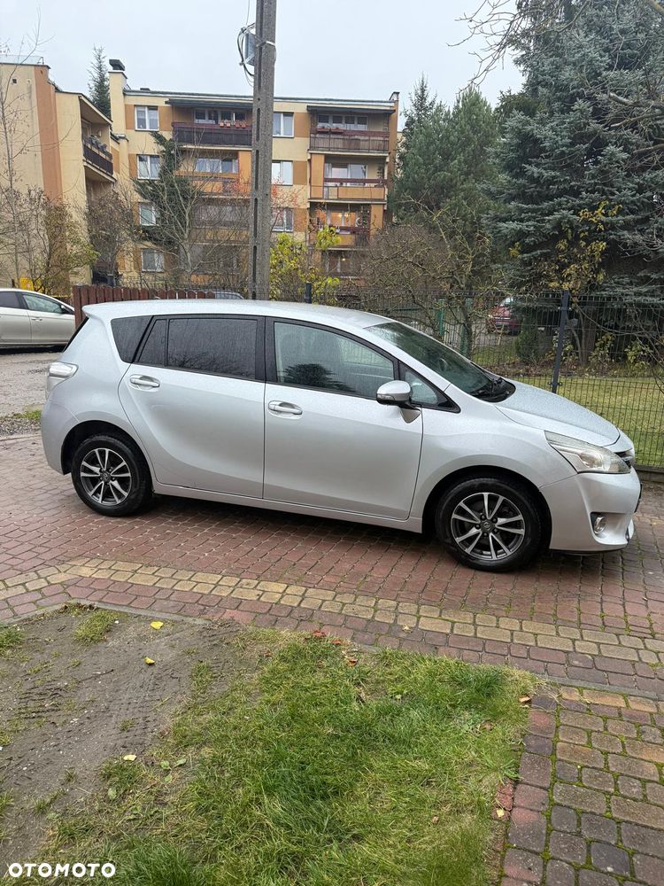 Toyota Verso 1.6 D-4D 7-Sitzer Start/Stop Edition S+ - 8