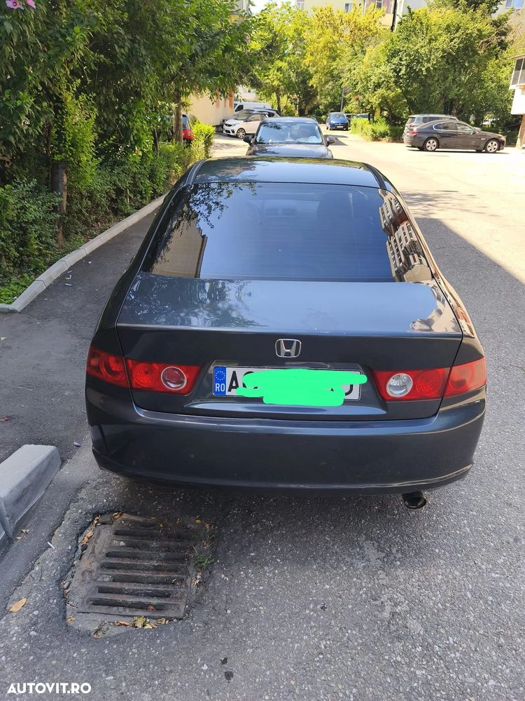 Honda Accord 2.0i Special Edition - 6