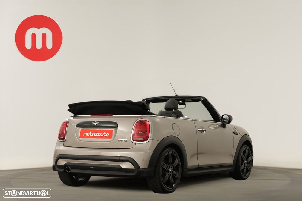 MINI Cabrio - 4