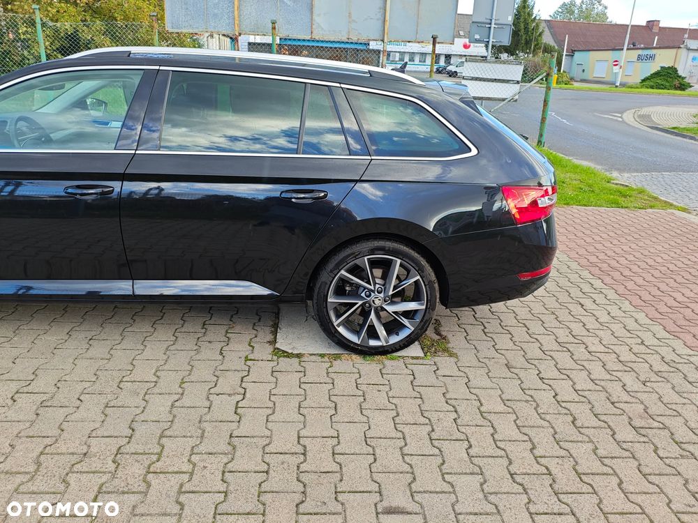 Skoda Superb 2.0 TDI SCR Ambition DSG - 6