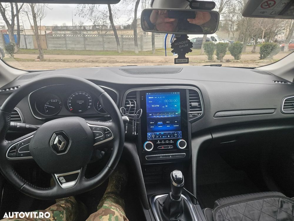 Renault Megane TCe GPF Zen - 10