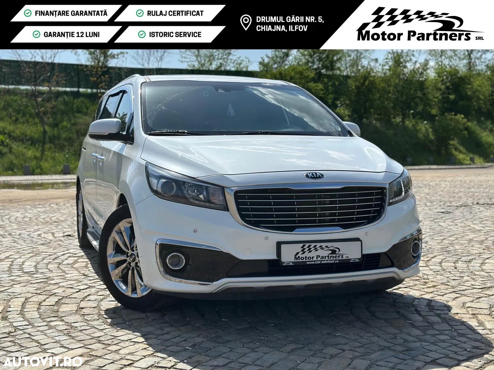 Kia Carnival - 1