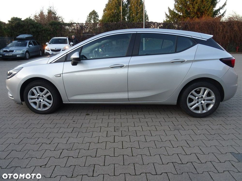 Opel Astra - 10
