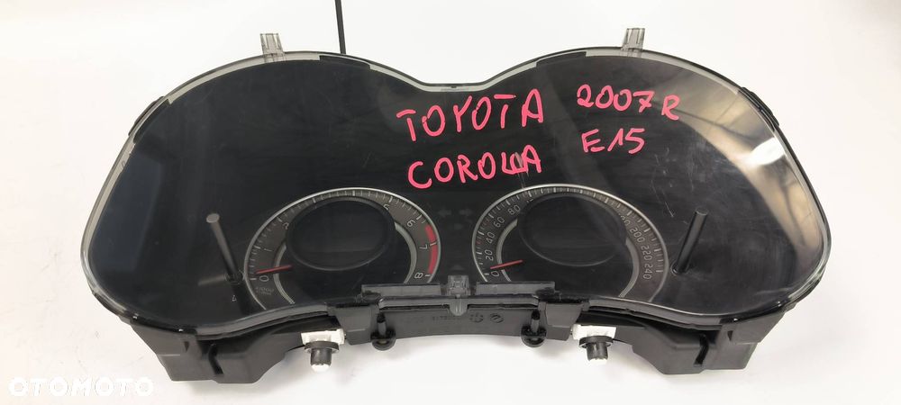 LICZNIK ZEGAR TOYOTA COROLLA E15 8380002P52 - 2