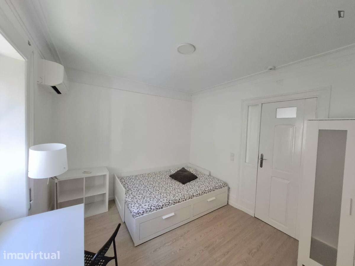 Quarto - localizado em Rio Tinto Porto - Grande imagem: 3/60