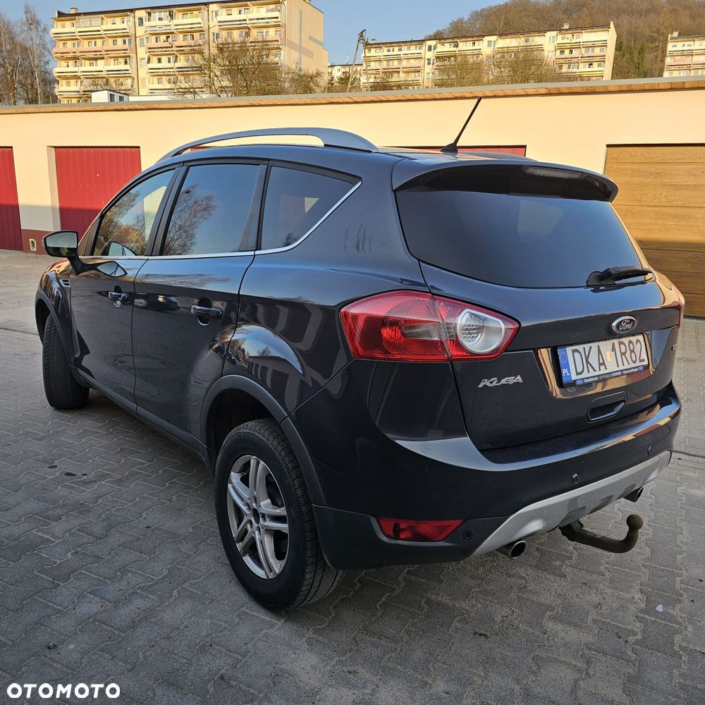 Ford Kuga - 8