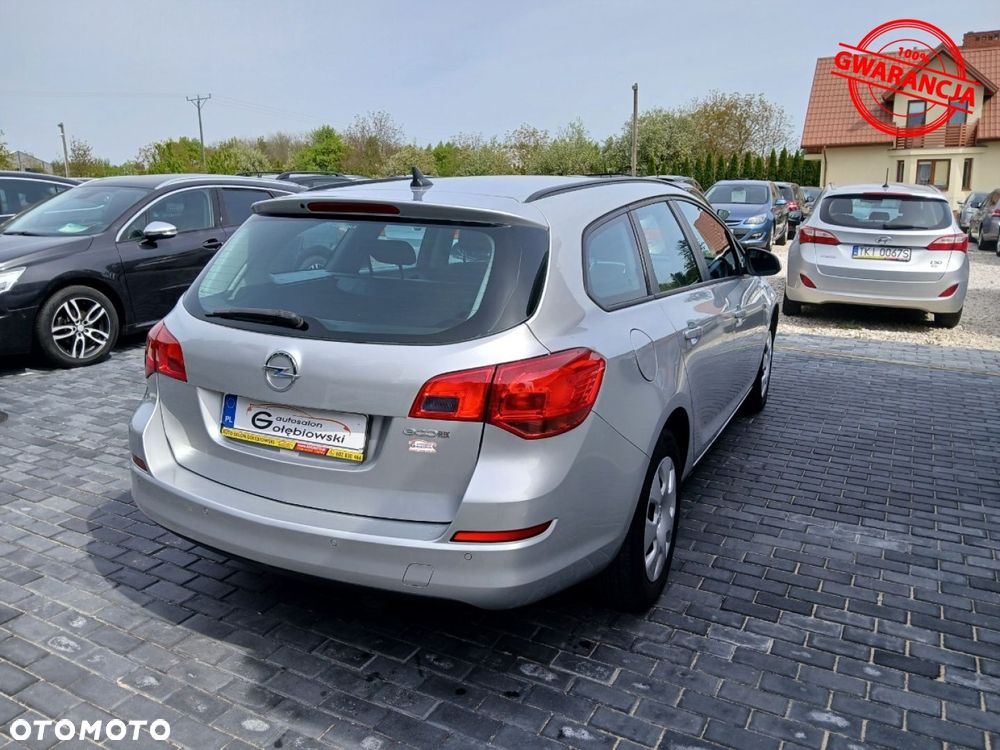 Opel Astra - 11