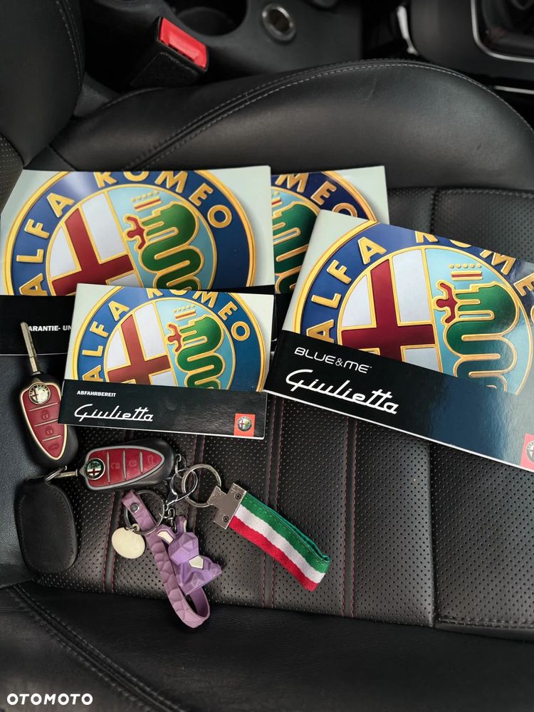 Alfa Romeo Giulietta 1750 TBi Quadrifoglio Verde - 13