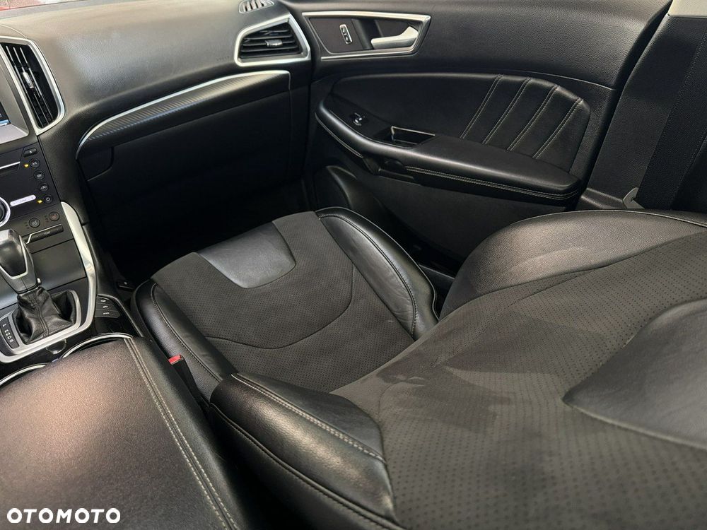 Ford Edge 2.0 TDCi Twin-Turbo 4WD ST-Line - 25