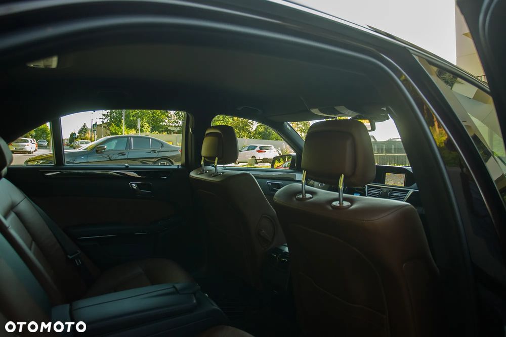 Mercedes-Benz Klasa E 350 CDI BlueEff Avantgarde - 31