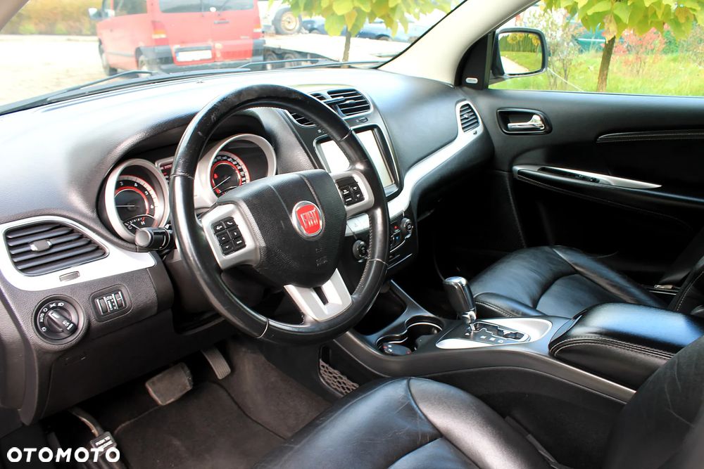 Fiat Freemont 2.0 Multijet 16V DPF Automatik Allrad Lounge - 10