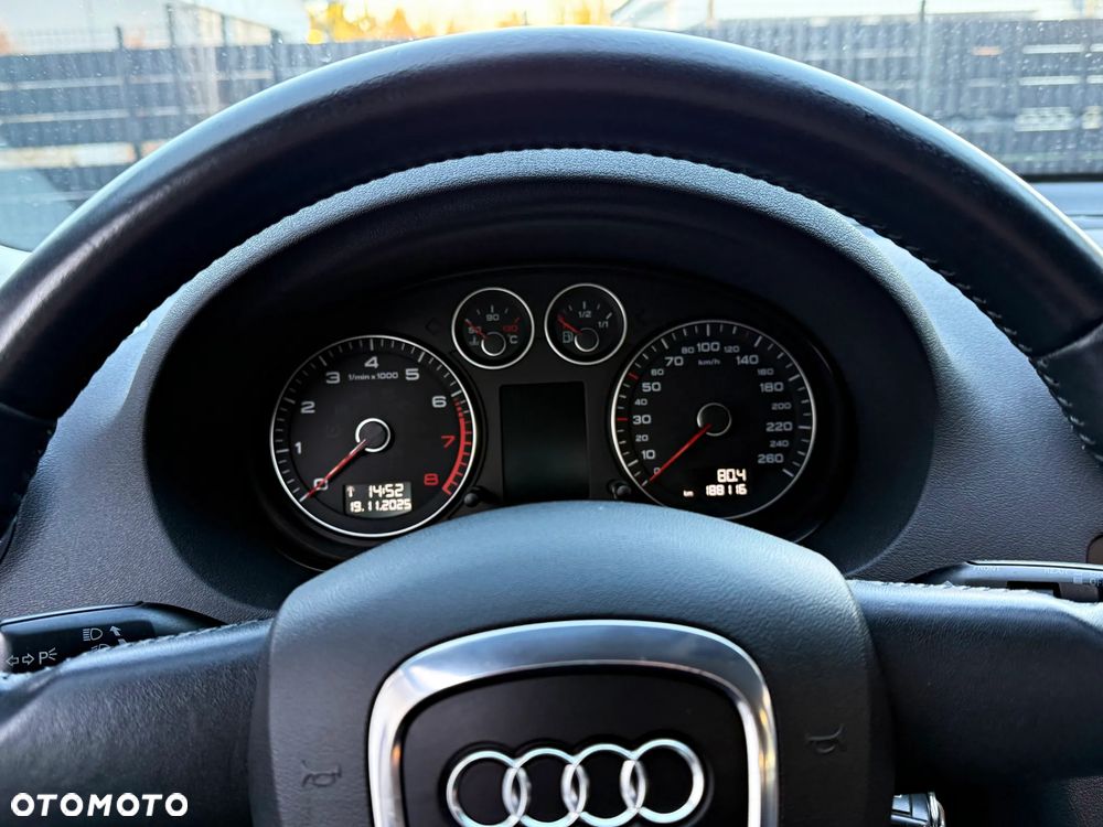 Audi A3 Sportback 1.6 Attraction - 12