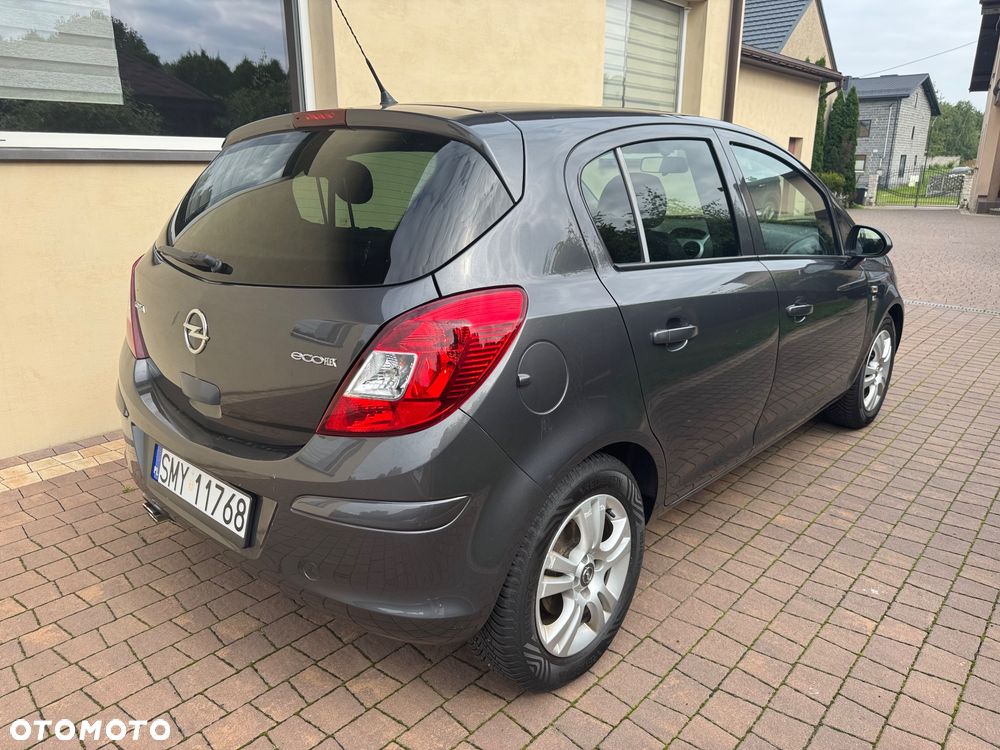 Opel Corsa 1.4 16V 150 Jahre - 5