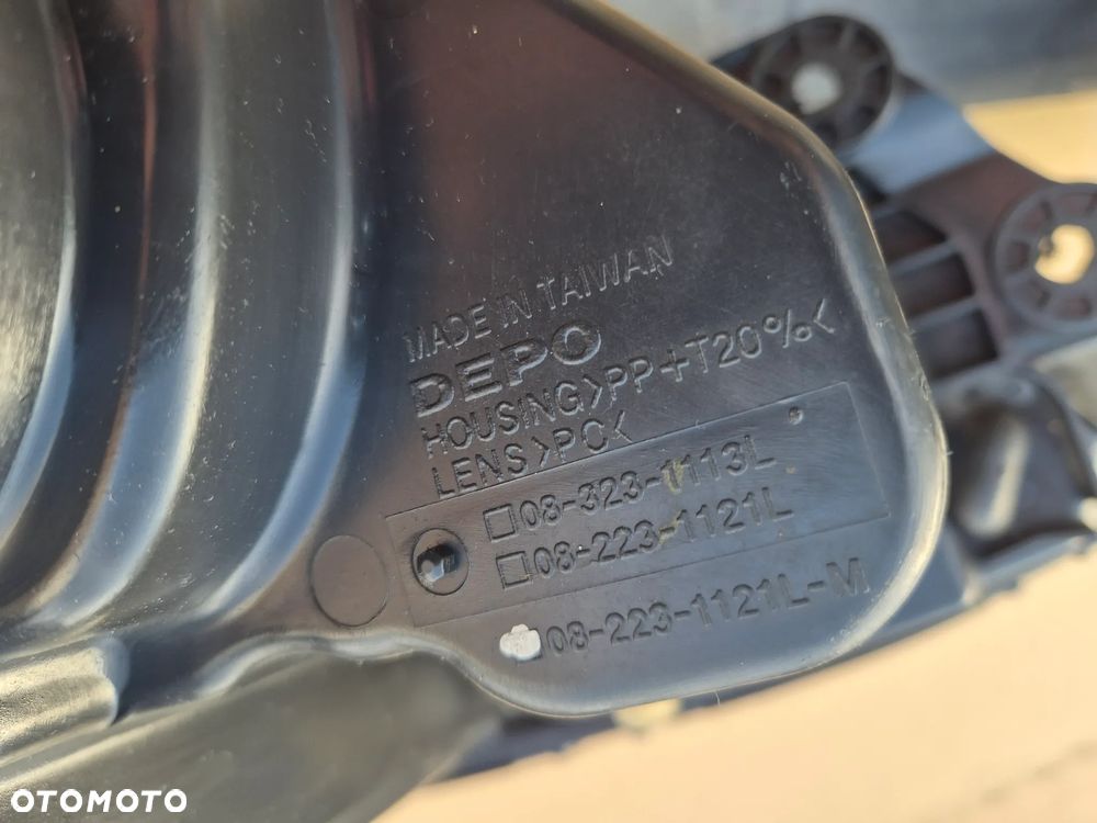 KIA Sorento I komplet lamp.Reflektory.2002-2007 - 14