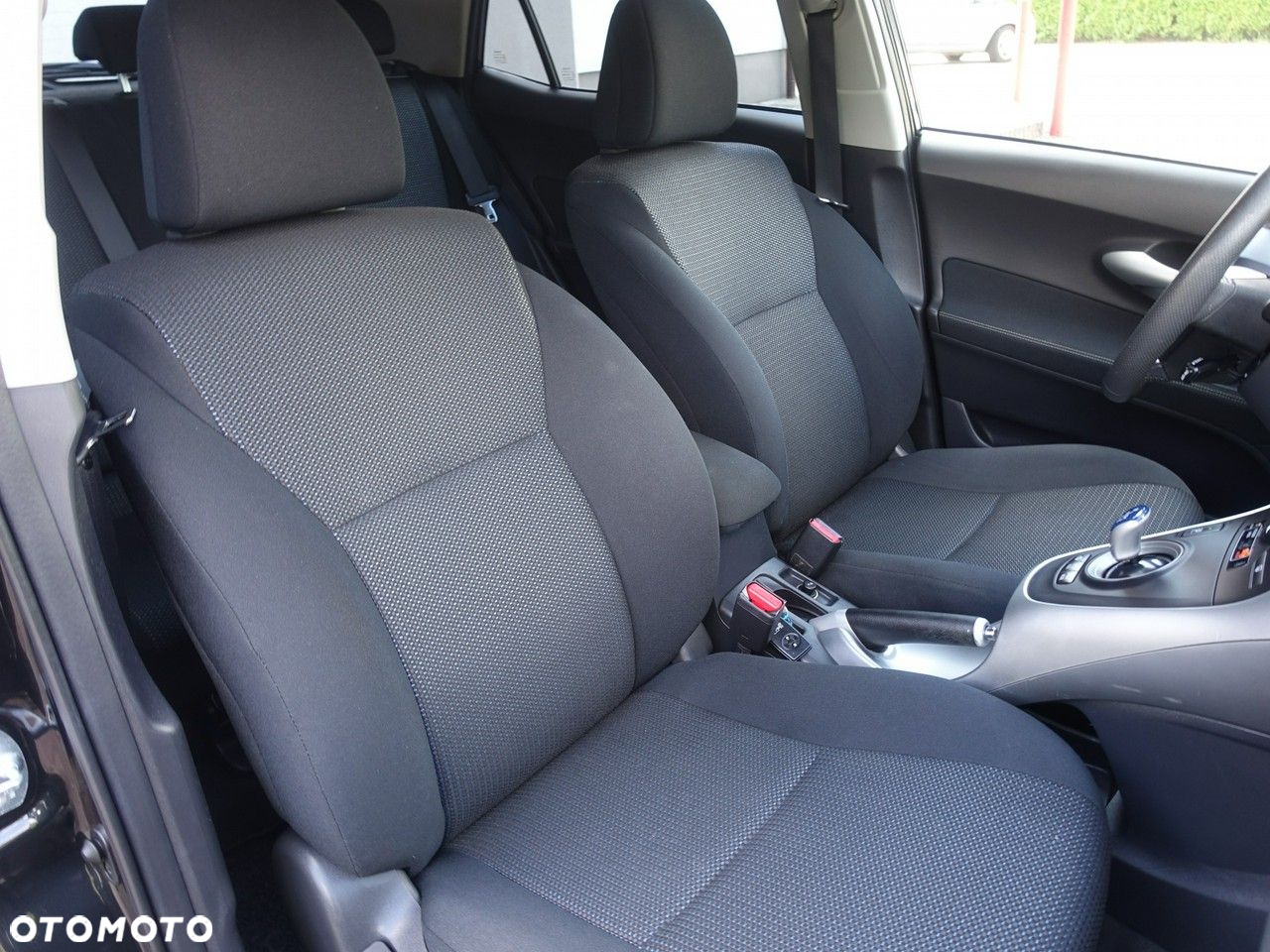 Toyota Auris - 14