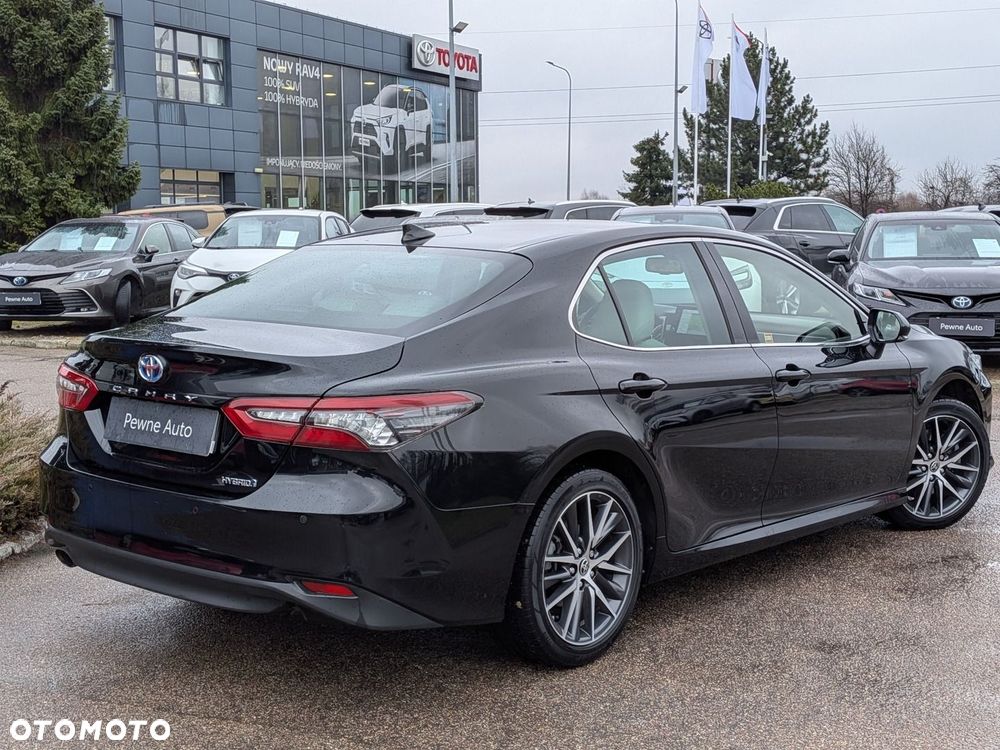 Toyota Camry 2.5 Hybrid Executive CVT - 16