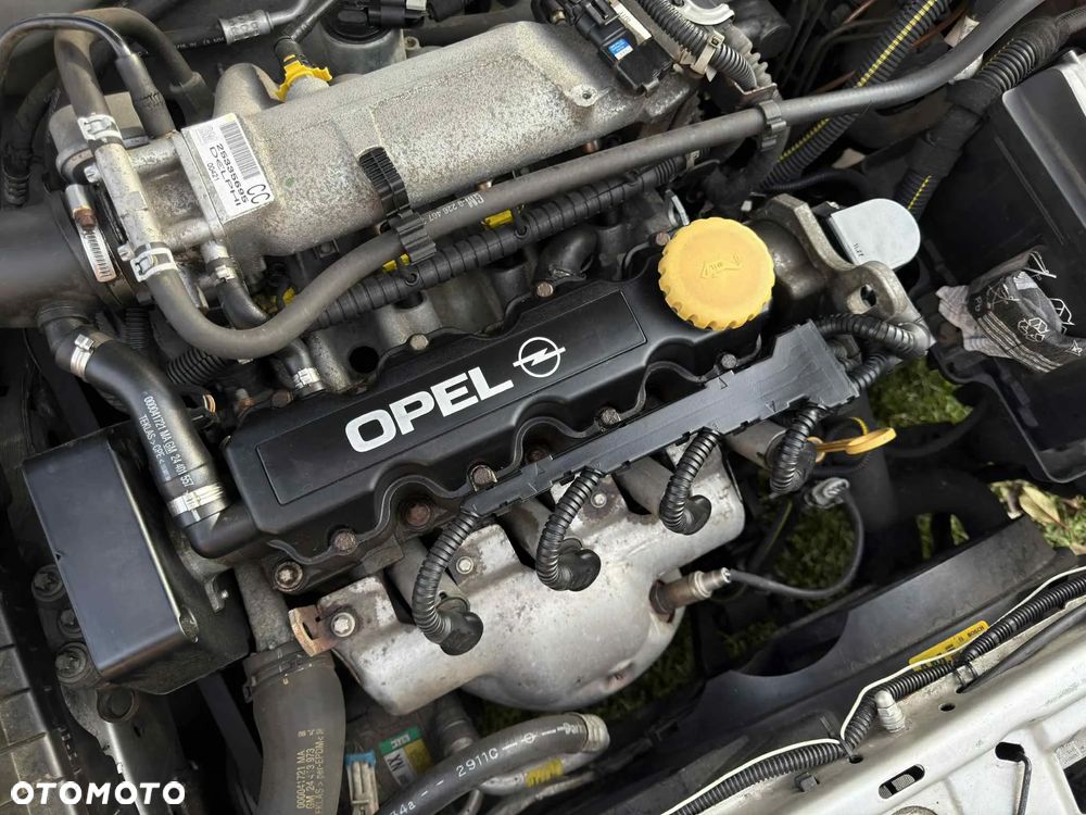 Opel Astra II 1.6 GL / Start - 11