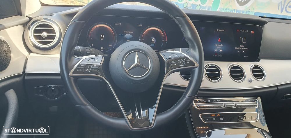 Mercedes-Benz E 300 - 17