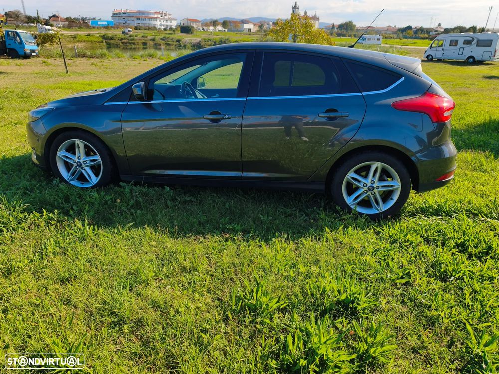 Ford Focus - 6