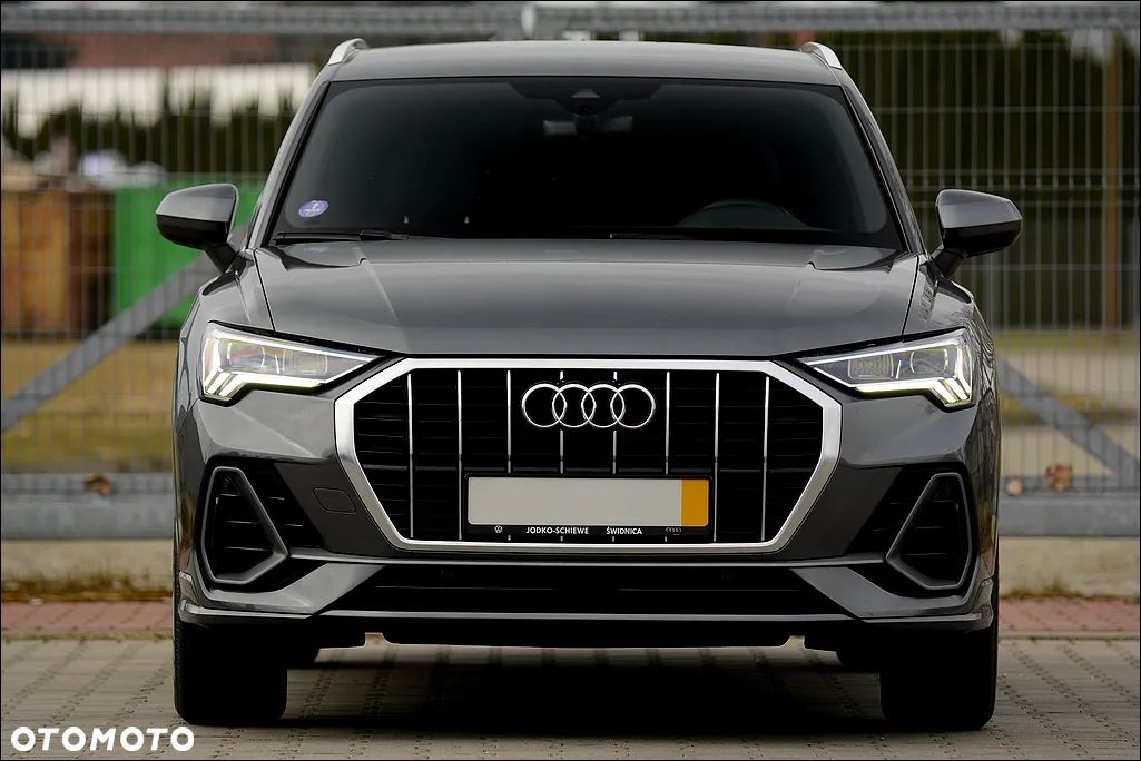 Audi Q3 35 TFSI S line S tronic - 1