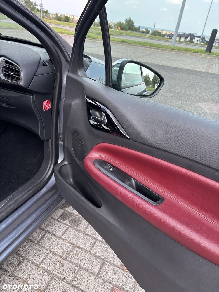 Citroën DS3 1.6 THP SportChic - 21