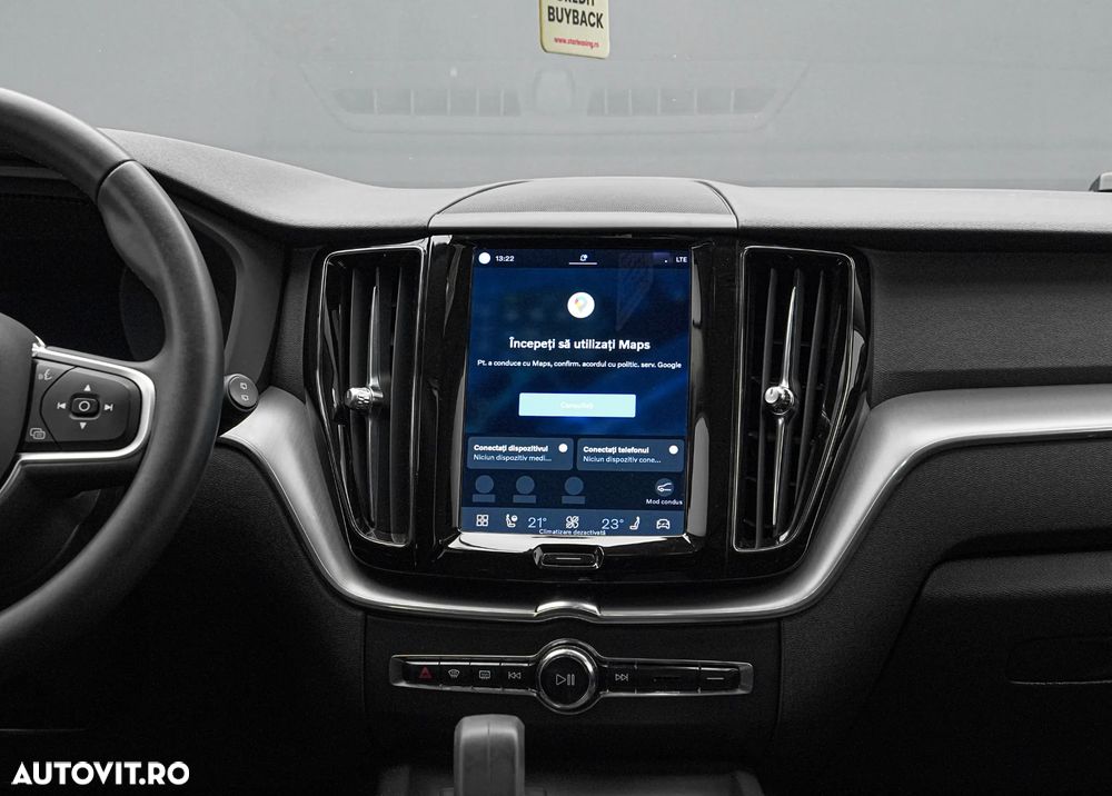 Volvo XC 60 B4 MHEV Momentum Pro - 19