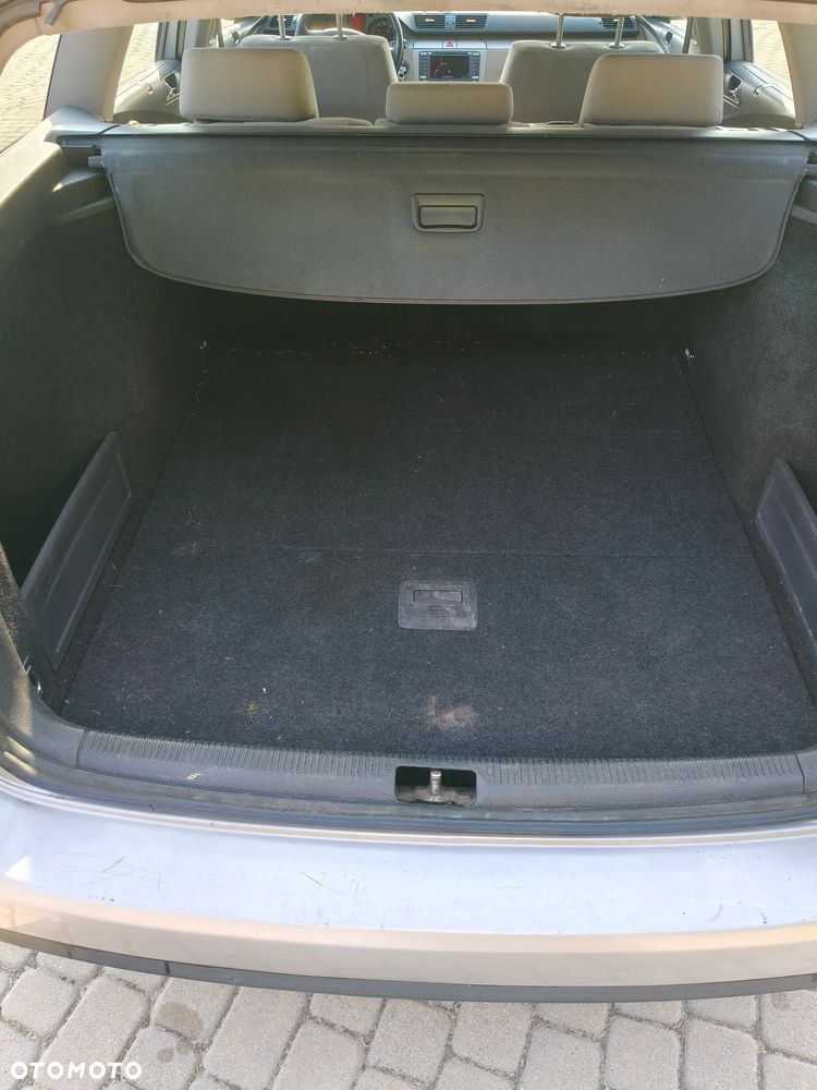 Volkswagen Passat Variant 2.0 TDI Comfortline - 10