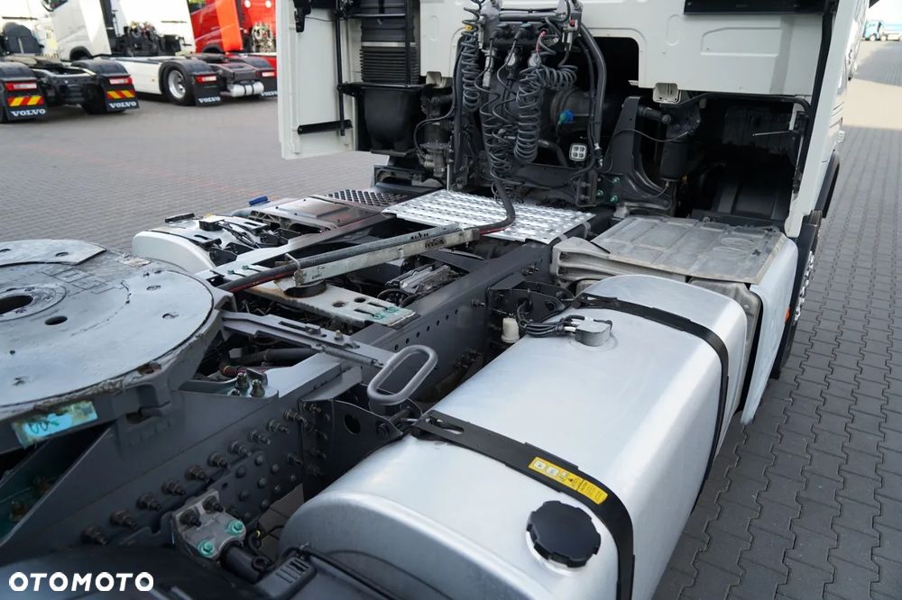 Volvo FH 540 / HYDRAULIKA / I-SHIFT / NISKA KABINA / OPONY 100% / EURO 6 - 17